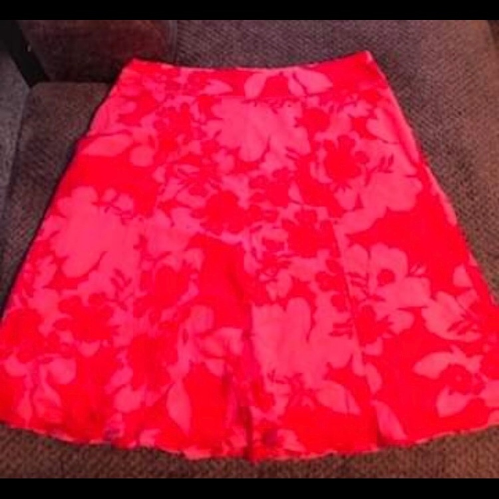Ann Taylor Size 12 Red Skirt With Pink Flowers